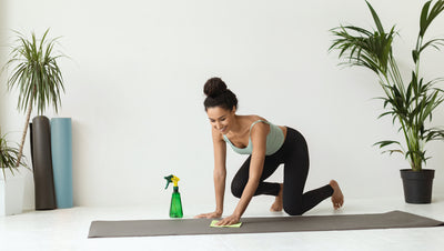 How to Clean a Yoga Mat: Washing, Drying & Cleaning Options