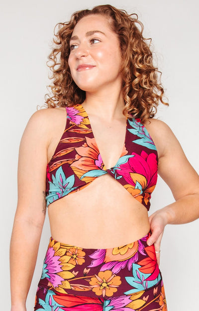 Reversible Twist Top in Indie Flow front reverse