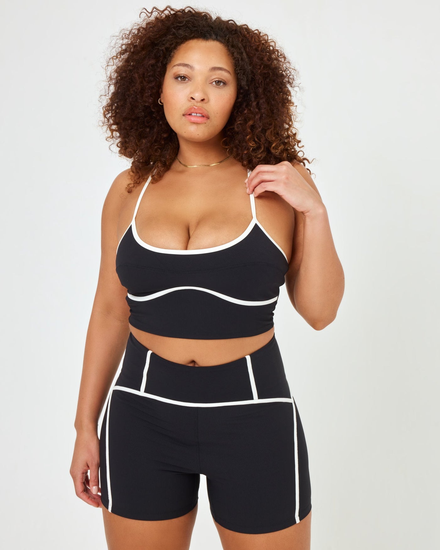 Revel Top - Black/Cream