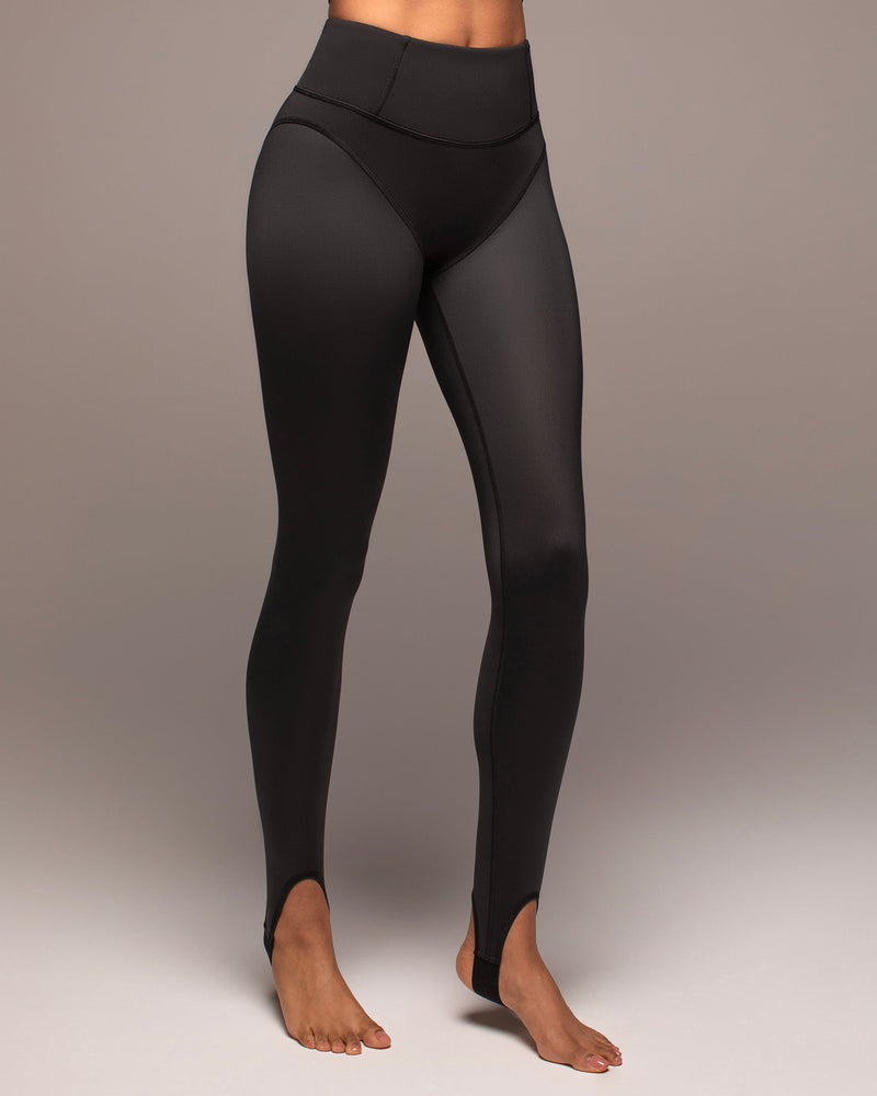 Ambient Gloss Stirrup Legging - Black