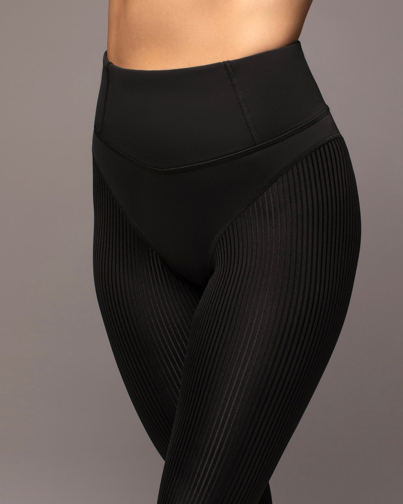 Ambient Ribbed Legging - Black