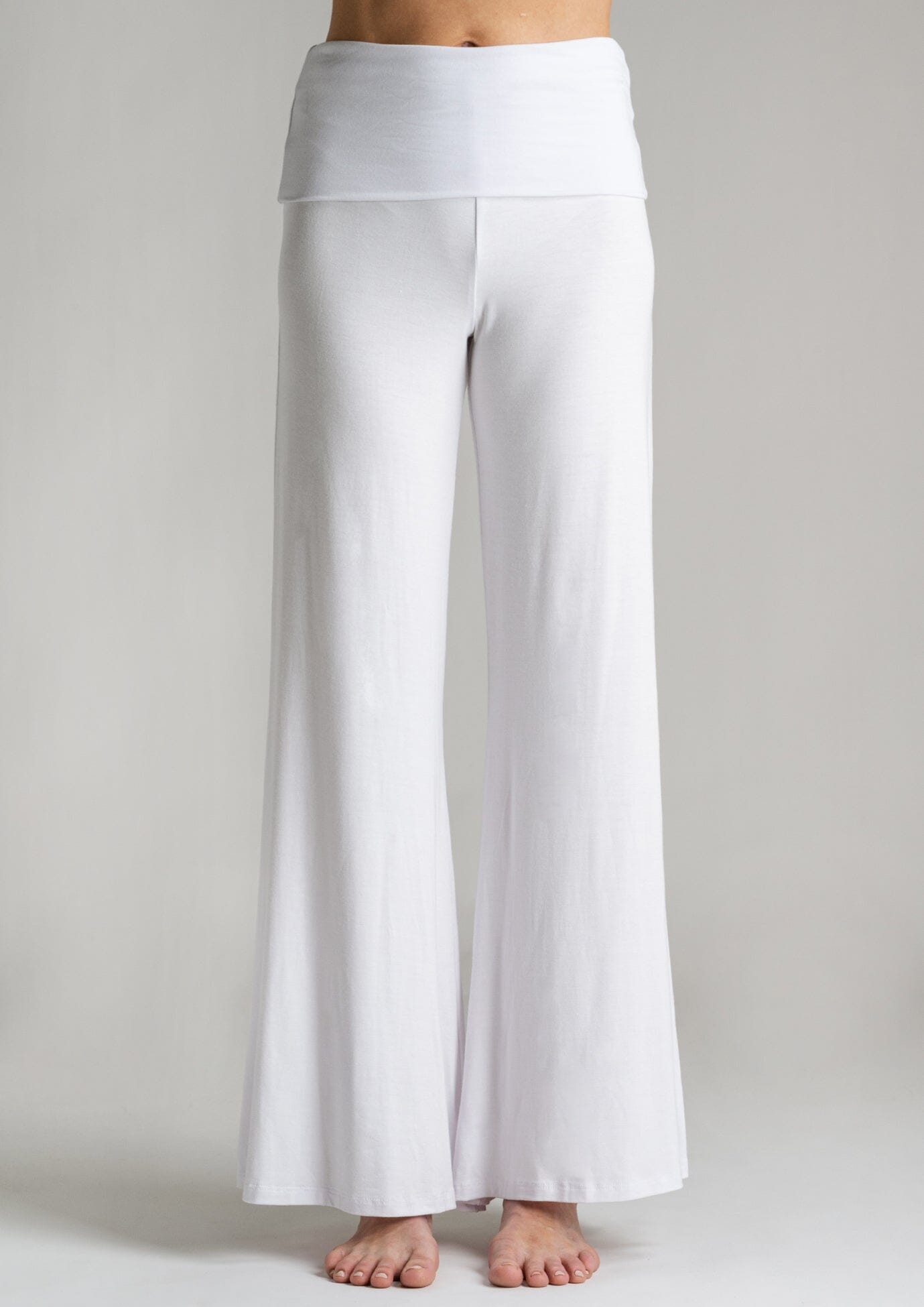 Chill Yoga Pant in White by Jala