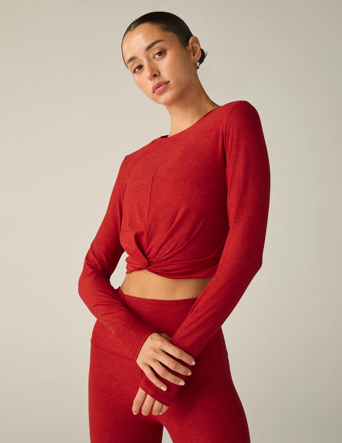 Beyond Yoga Featherweight Center Stage Cropped Pullover