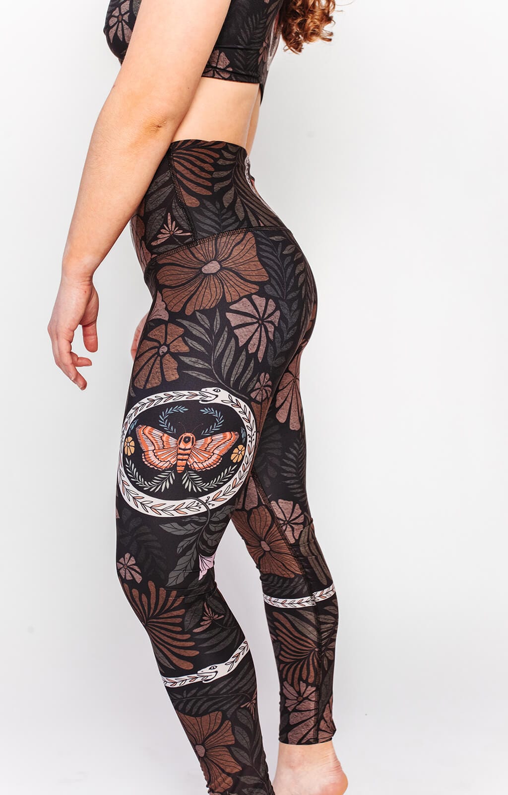 Ouraboros Printed Yoga Leggings close