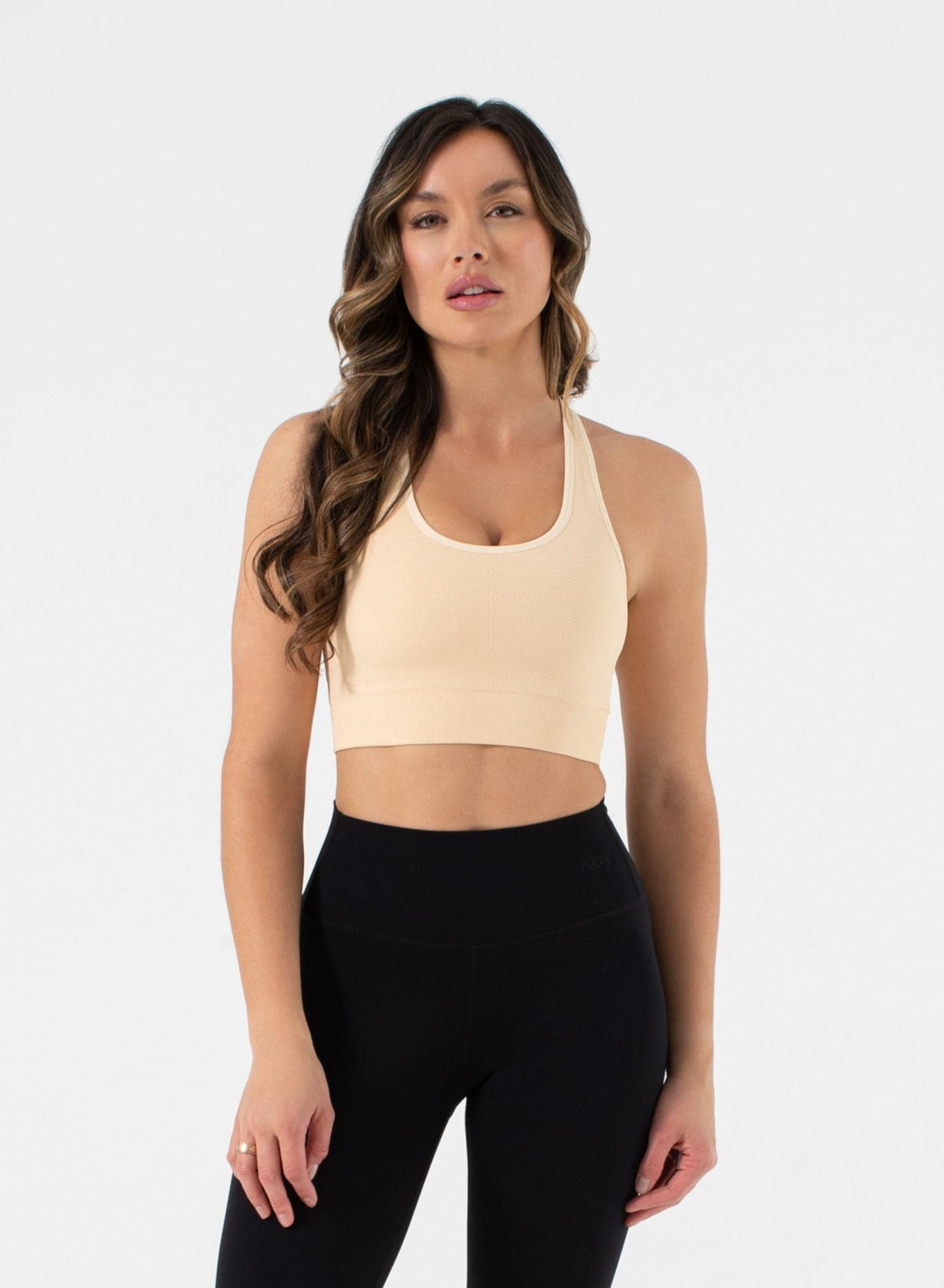 One by One Scoop Bra | Seamless Criss-Cross Back Strap