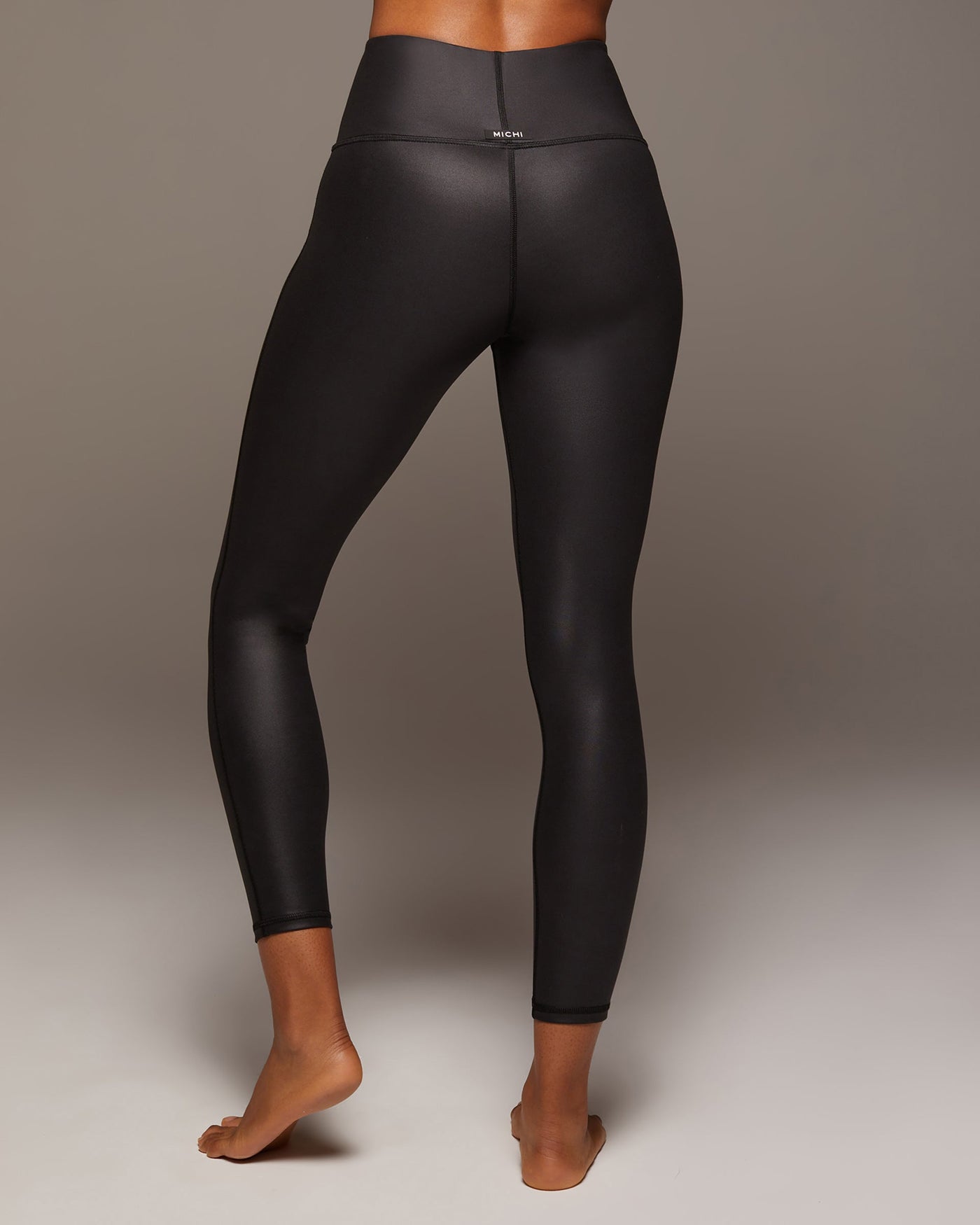 Instinct Gloss Legging - Black